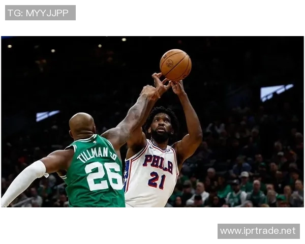 埃奇库姆：恩比德带伤在场上拼，媒体却总抹黑说他不想打球